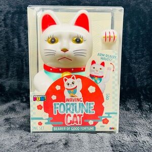White and Red Waving Arm Fortune Cat Toy